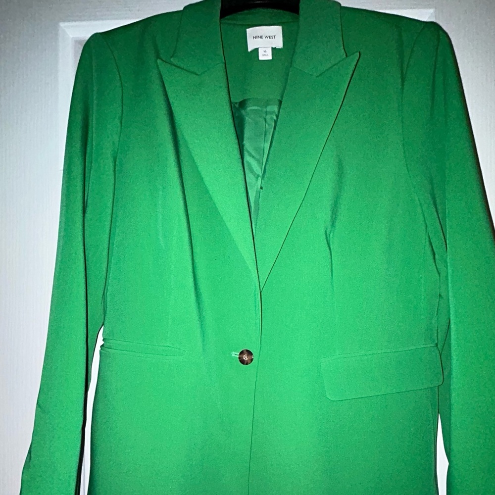 Nine West Blazer (green) size 16